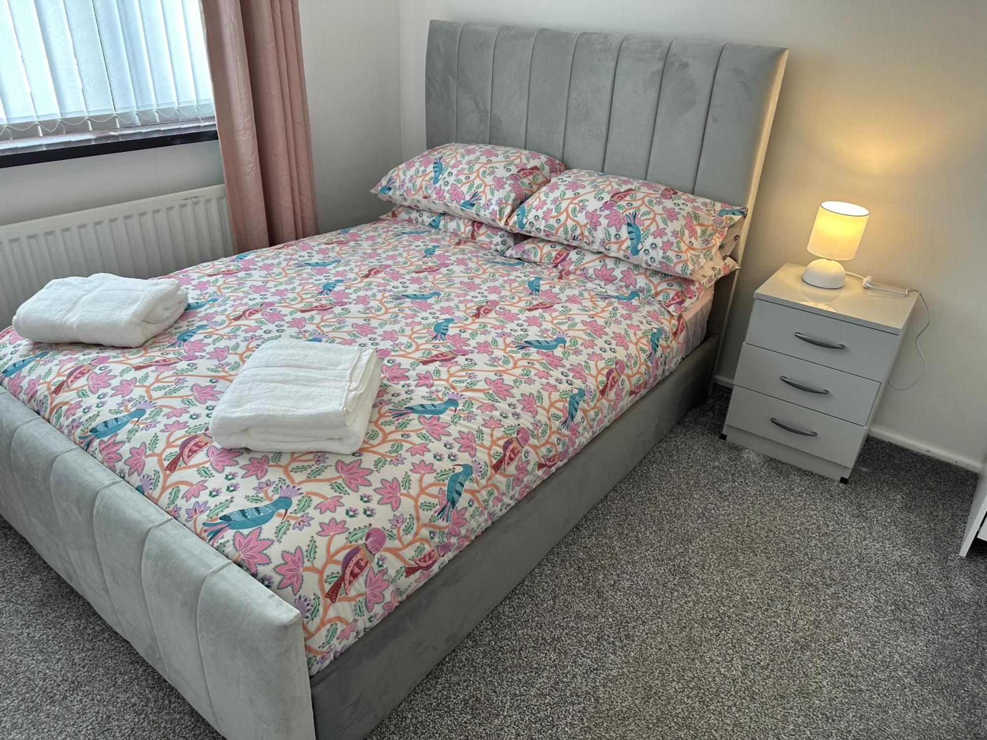 Lovely 3 Bedroom House Close To Centre Peterlee